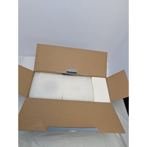 Lisowod L02 1080P WiFi Bluetooth Projector 1200 ANSI | Netflix, YouTube, 4K - Picture 5 of 14